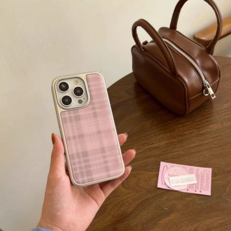 New Minimalist Korean Style Pink and Grey Plaid Suitable for Apple 16 Pro Max Case iPhone 15 Pro Full Coverage Anti-Drop Creative Instagram-Inspired Women'S Protective